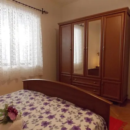 Holiday Bugi - Free Parking Holiday home Bibinje